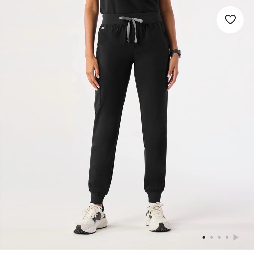 FIGS Black Jogger Pants size medium